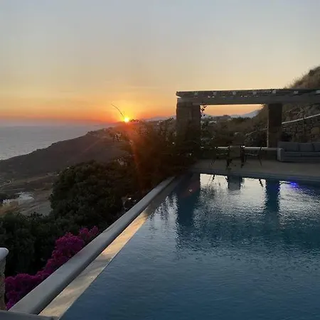 Villa Eyeonsunset -private Pool-sea&sunset View-privacy-quiete *